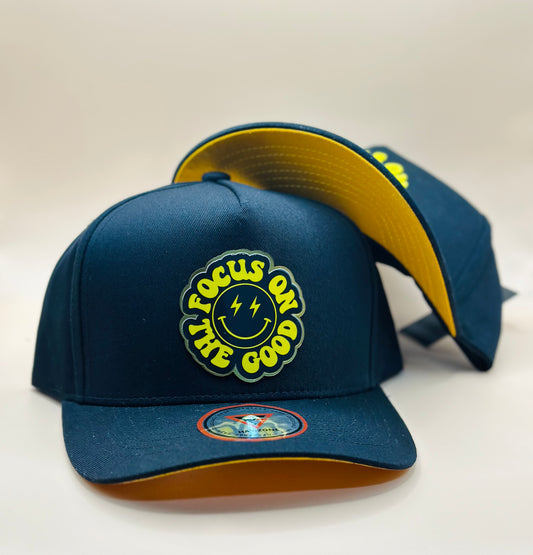 Gorra Focus On The Good Placa Full Color